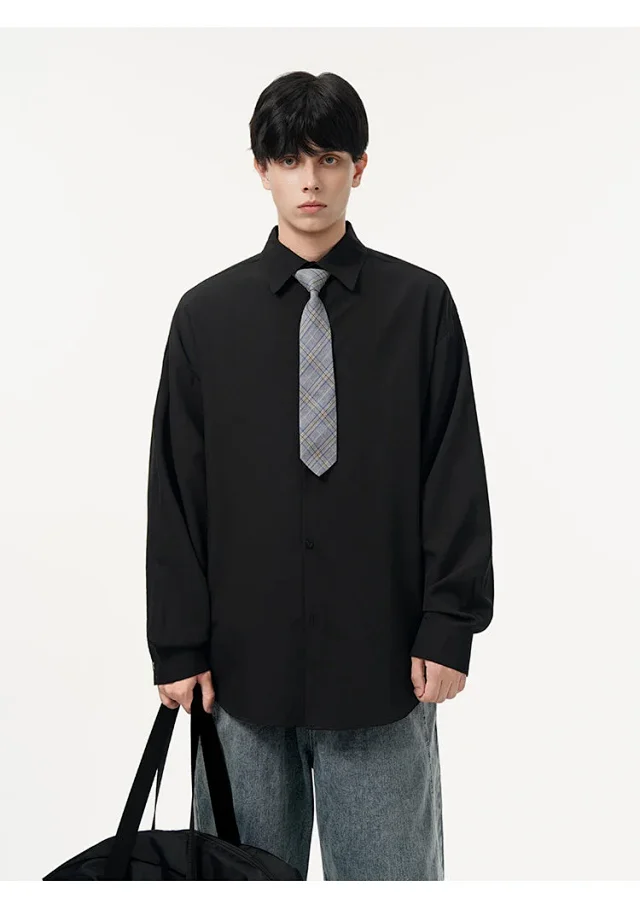 Men's Fall Casual Overshirt Detail