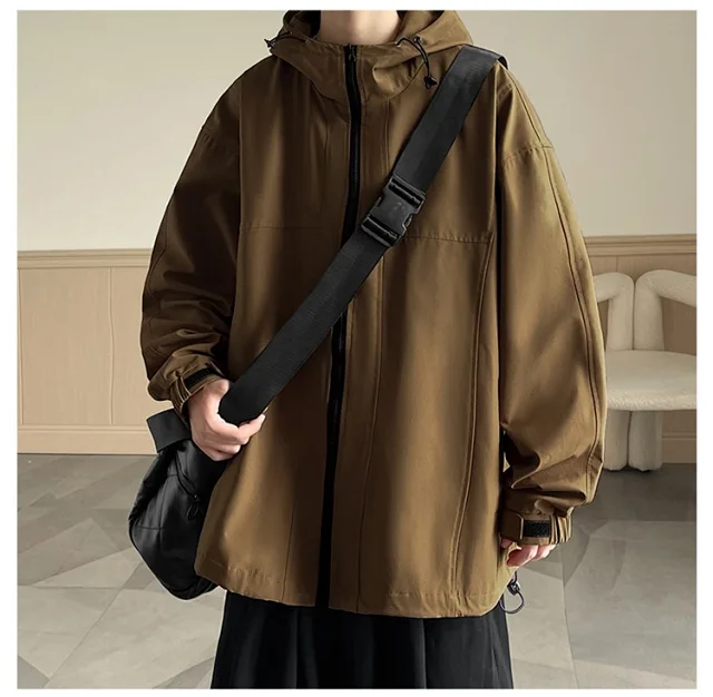 Men's American Retro Vibe Waterproof Jacket Detail