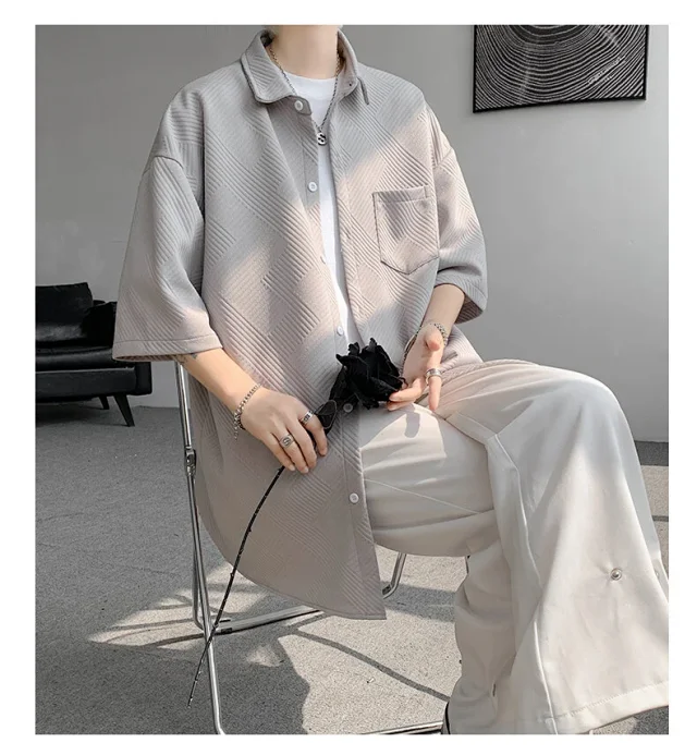Baroque Japanese Men's Boyfriend Short-Sleeve Shirt Detail