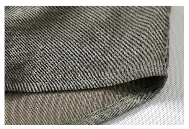 Men's Mid-Sleeve Vintage Korean Corduroy Shirt Detail