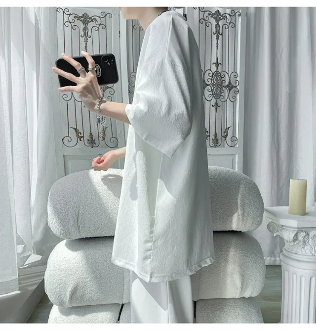 Unisex Oversized Ice Silk Draped Tee Detail