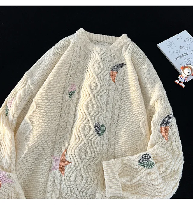 Men's Vintage Relaxed Cable Knit Sweater Detail