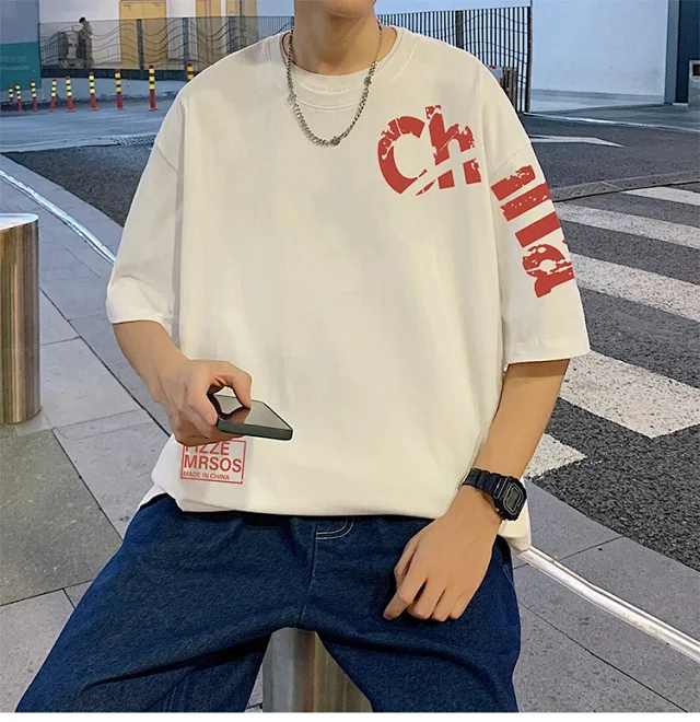 Men's Loose Cotton Tee HK Style Detail