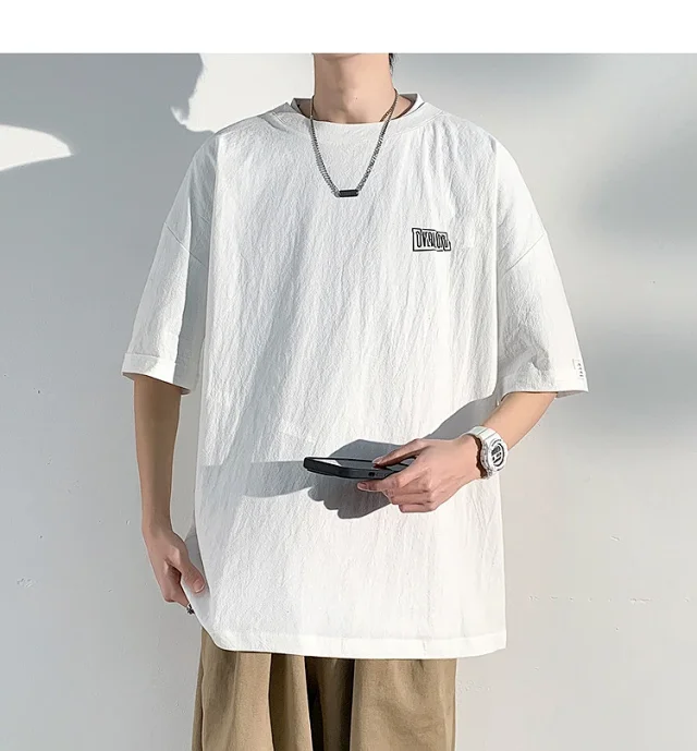 Japanese Men's Plus Size T-Shirt Detail