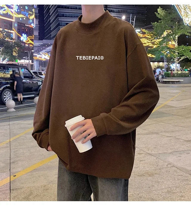 Men's Fleece Mock Neck Base Layer Detail