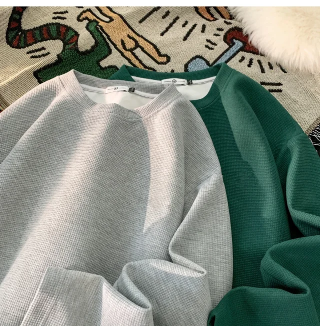Oversized Men's Japanese Waffle Knit Sweatshirt Detail