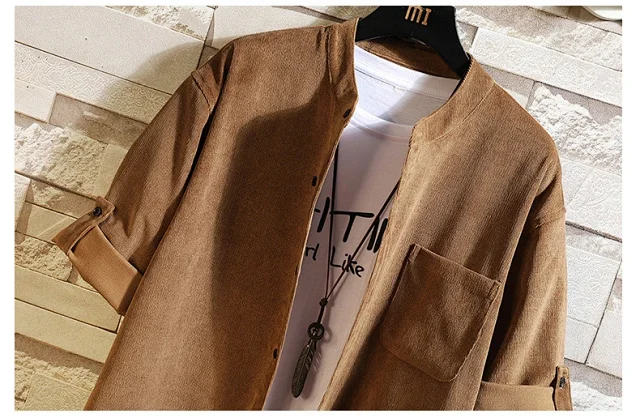 Men's Retro Korean Corduroy Shirt Jacket Detail