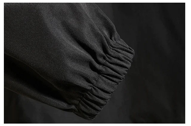 Men's Lightweight Trendy Hooded Half-Zip Jacket Detail