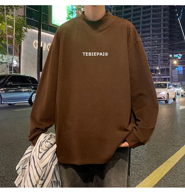Men's Fleece Mock Neck Base Layer Detail