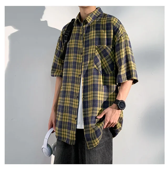 Men's 2025 New Plaid Short Sleeve Shirt Detail