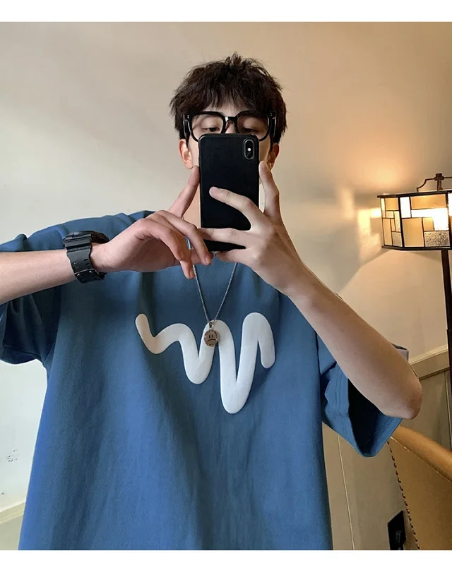 Oversized Men's Graphic Cotton Tee 2025 Detail