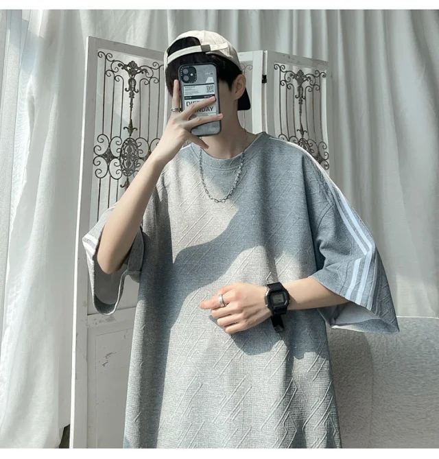 Three-Stripe Stretch Ice-Silk Summer Tee Detail