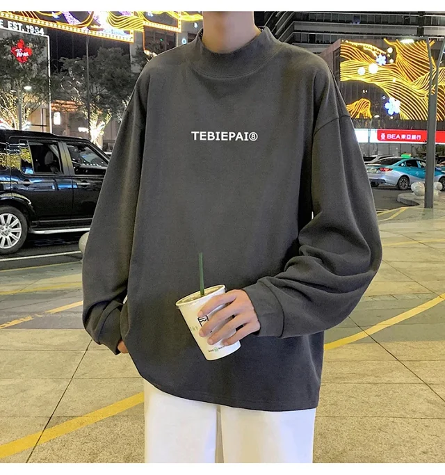 Men's Fleece Mock Neck Base Layer Detail