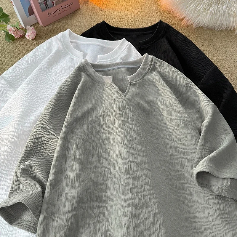 Cleanfit Men's Quick-Dry V-Neck Oversized Tee