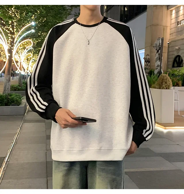 Unisex Chinese Street Oversize Striped Sweatshirt Detail