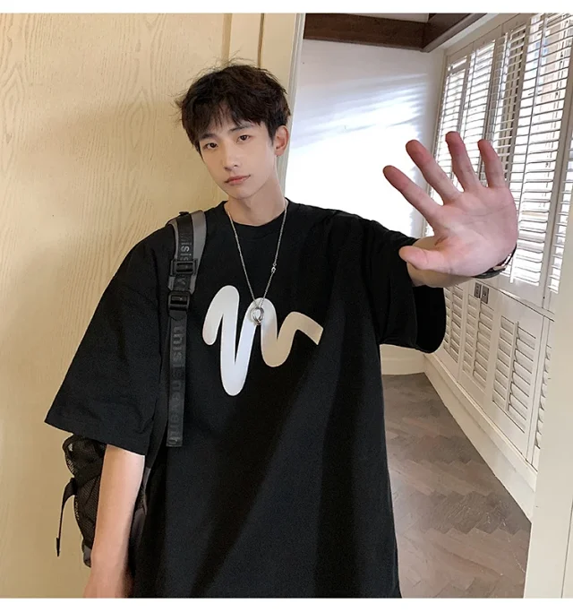 Oversized Men's Graphic Cotton Tee 2025 Detail