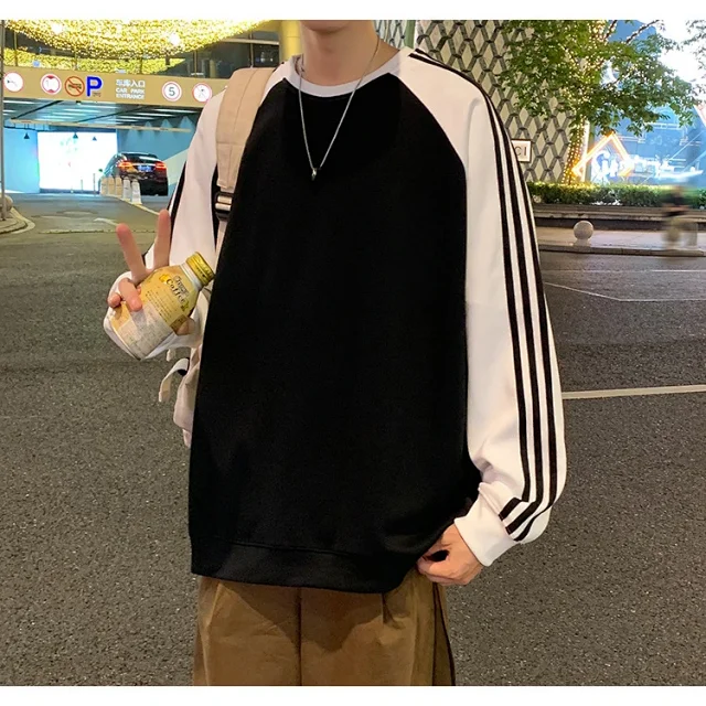 Unisex Chinese Street Oversize Striped Sweatshirt Detail