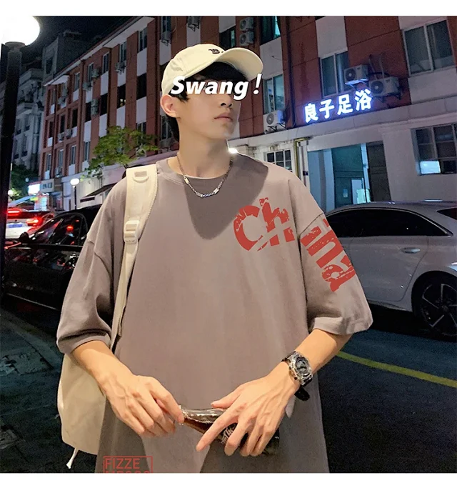 Men's Loose Cotton Tee HK Style Detail
