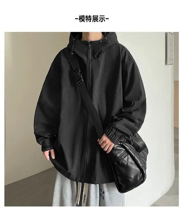 Men's American Retro Vibe Waterproof Jacket Detail