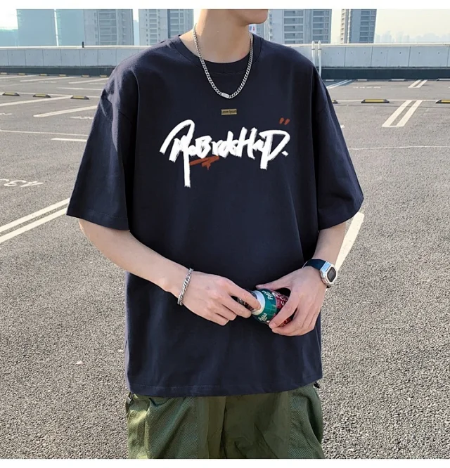 Men's Summer Graphic Oversize Cotton Tee Detail