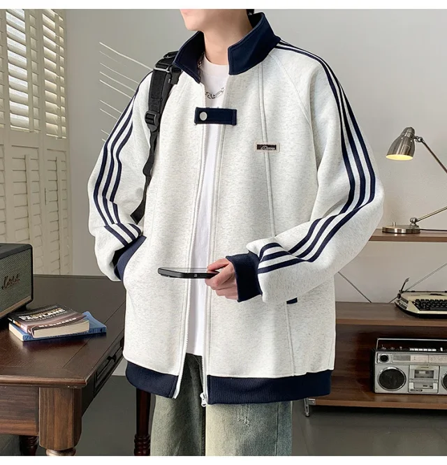 Men's Oversized Patchwork Cardigan Detail