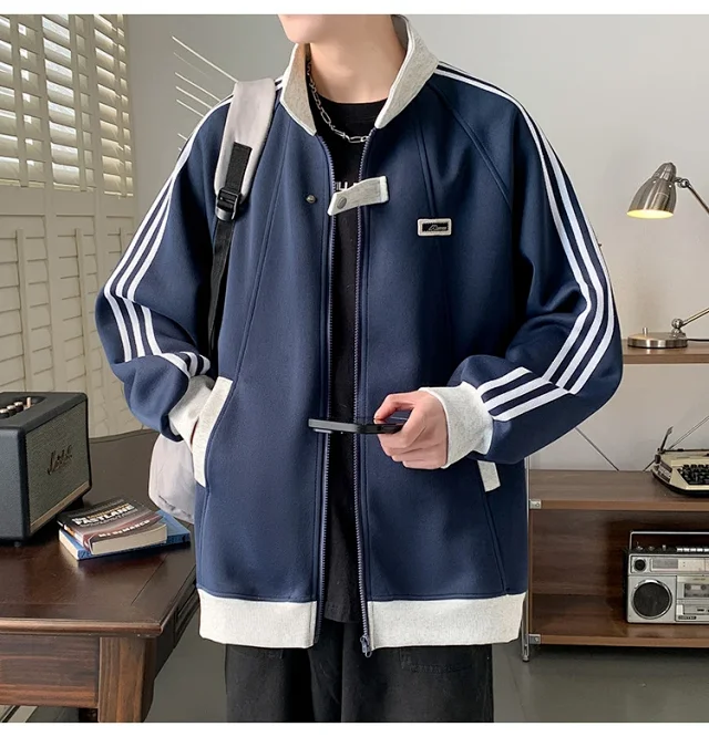 Men's Oversized Patchwork Cardigan Detail