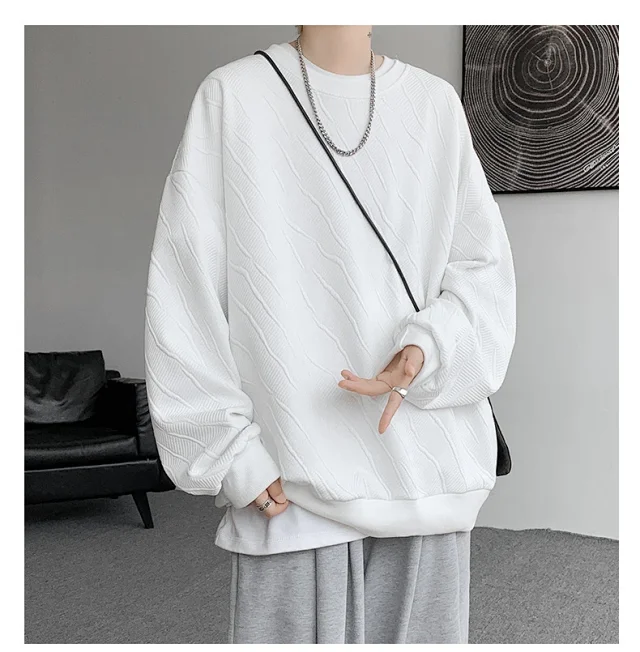 Men's Loose Textured Long Sleeve Tee Detail