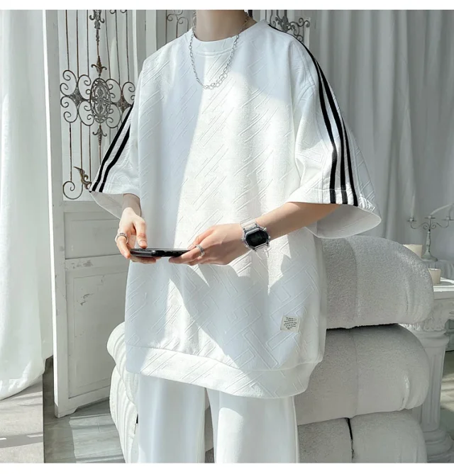 Three-Stripe Stretch Ice-Silk Summer Tee Detail