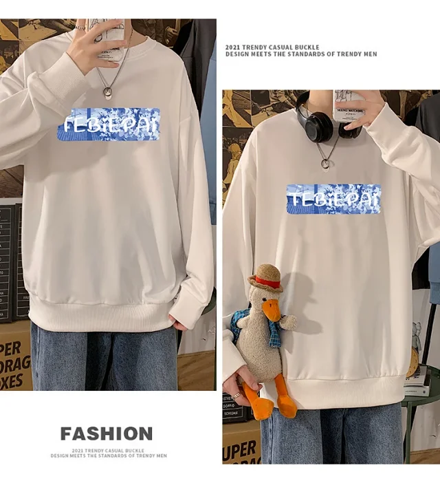 Men's Crew Neck Sweatshirt Bear Print Detail