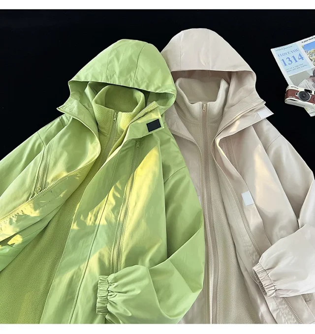 Windproof Waterproof Fleece-Lined Couple's 3-in-1 Jacket Detail