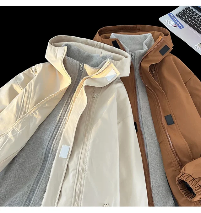 Men's 3-in-1 Waterproof Windproof Outdoor Jacket Detail