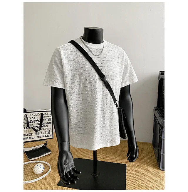 Men's Summer Jacquard Clean Fit Tee Detail