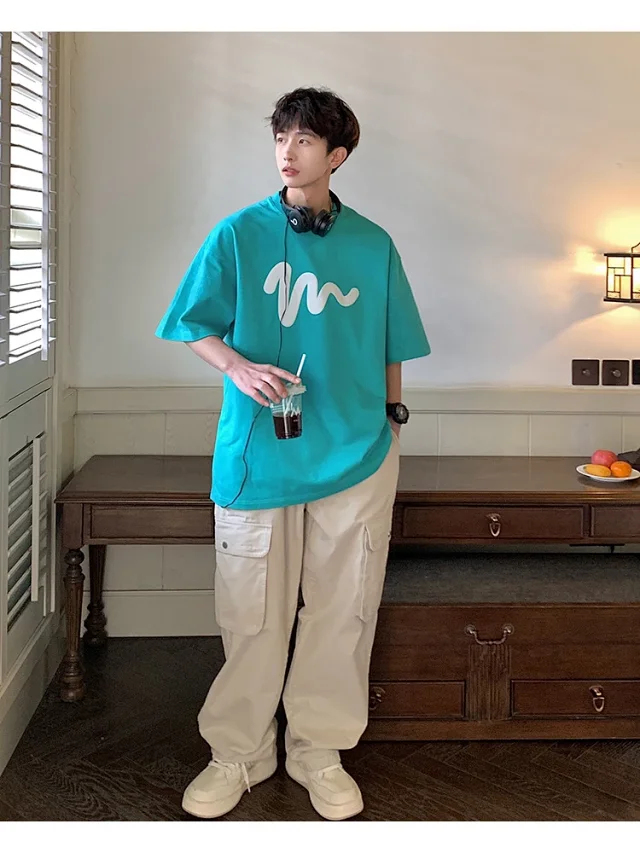 Oversized Men's Graphic Cotton Tee 2025 Detail