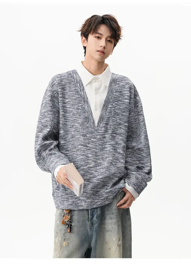 Men's Relaxed Shirt Collar Layered Sweater Detail