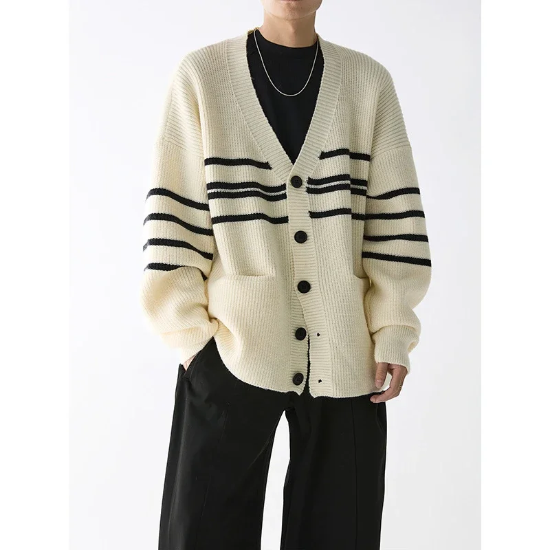 Autumn Men's V-Neck Knit Cardigan