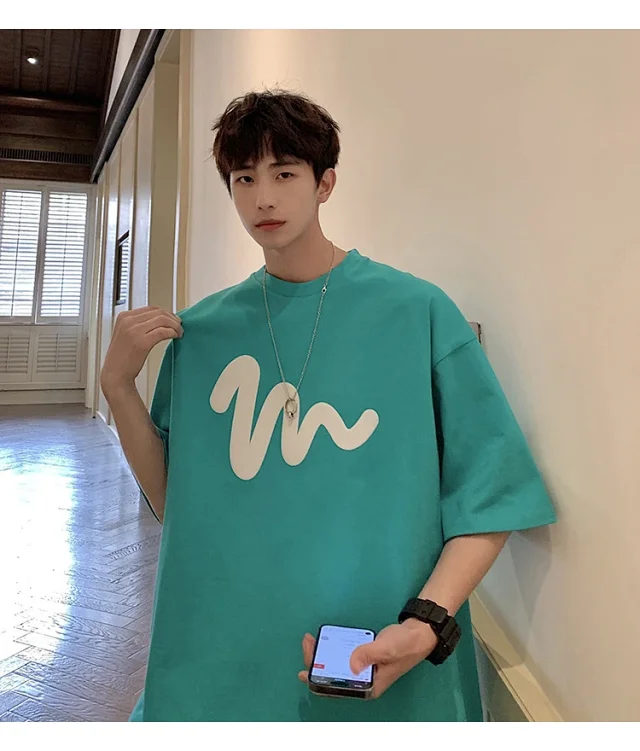 Oversized Men's Graphic Cotton Tee 2025 Detail