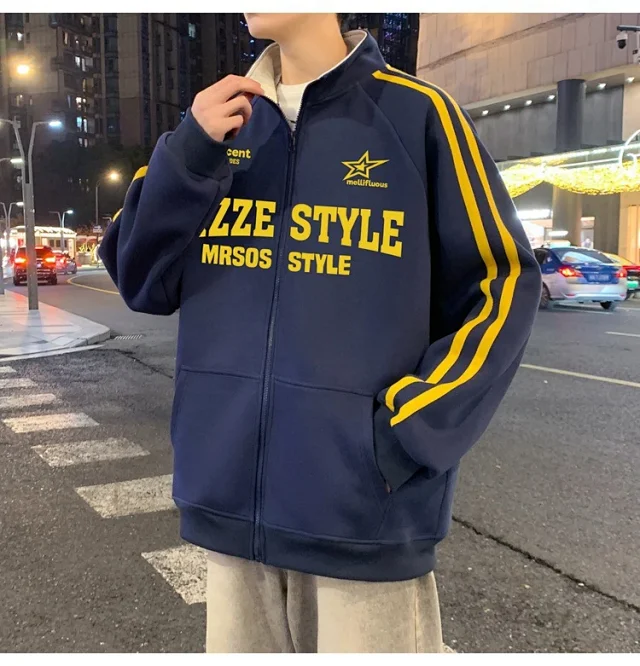 Men's Striped Oversize Zip-Up Hoodie Detail