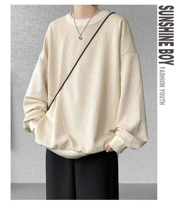 Men's Loose Textured Long Sleeve Tee Detail