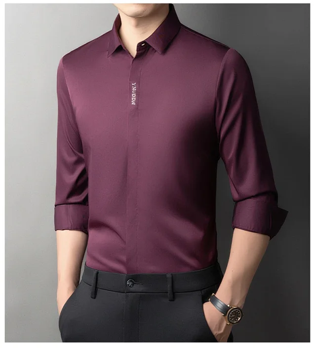 Men's Tailored Stretch Long Sleeve Shirt Detail