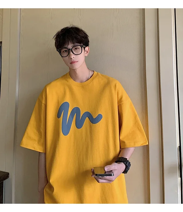 Oversized Men's Graphic Cotton Tee 2025 Detail