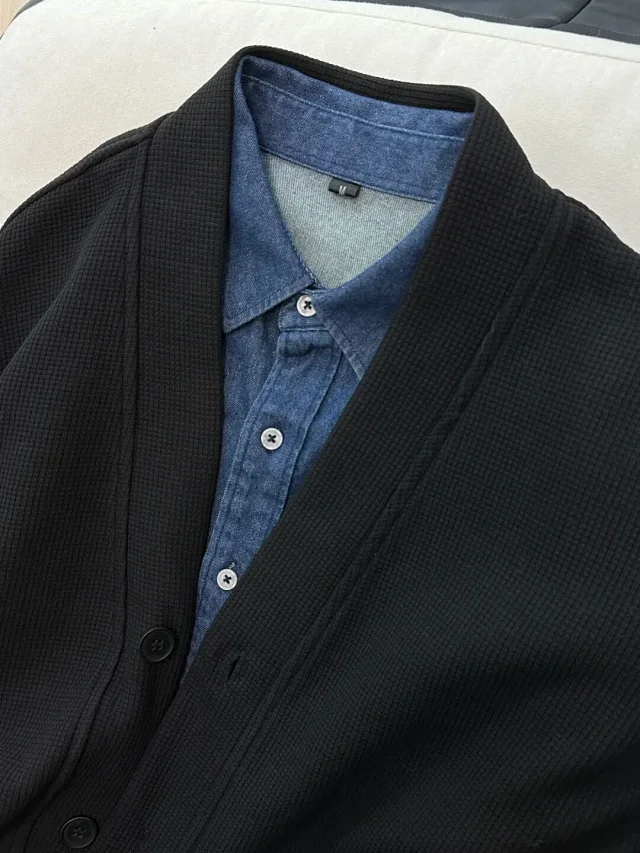 Unisex Japanese Relaxed Waffle Knit Cardigan Detail