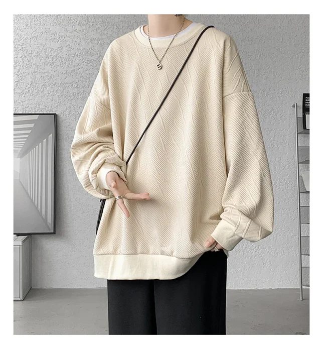 Men's Loose Textured Long Sleeve Tee Detail
