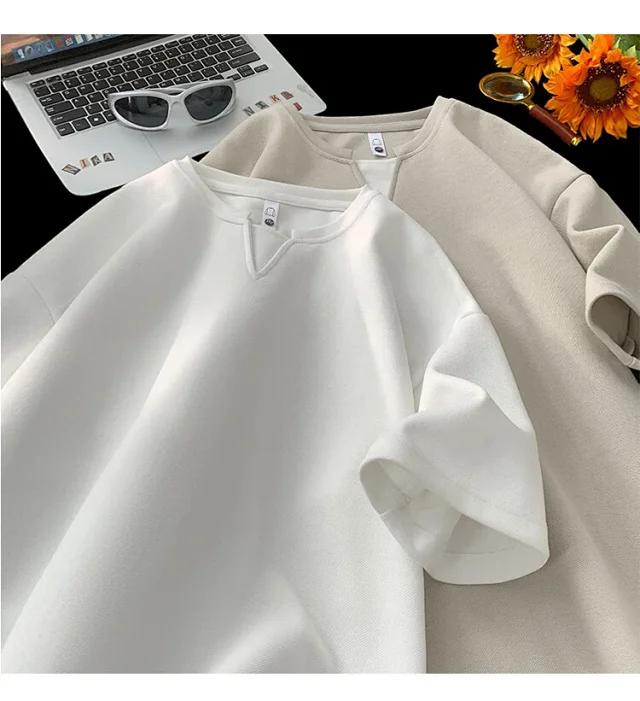 Men's Mock Two-Piece V-Neck Heavyweight Tee Detail