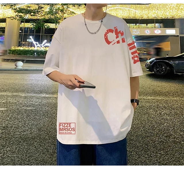 Men's Loose Cotton Tee HK Style Detail