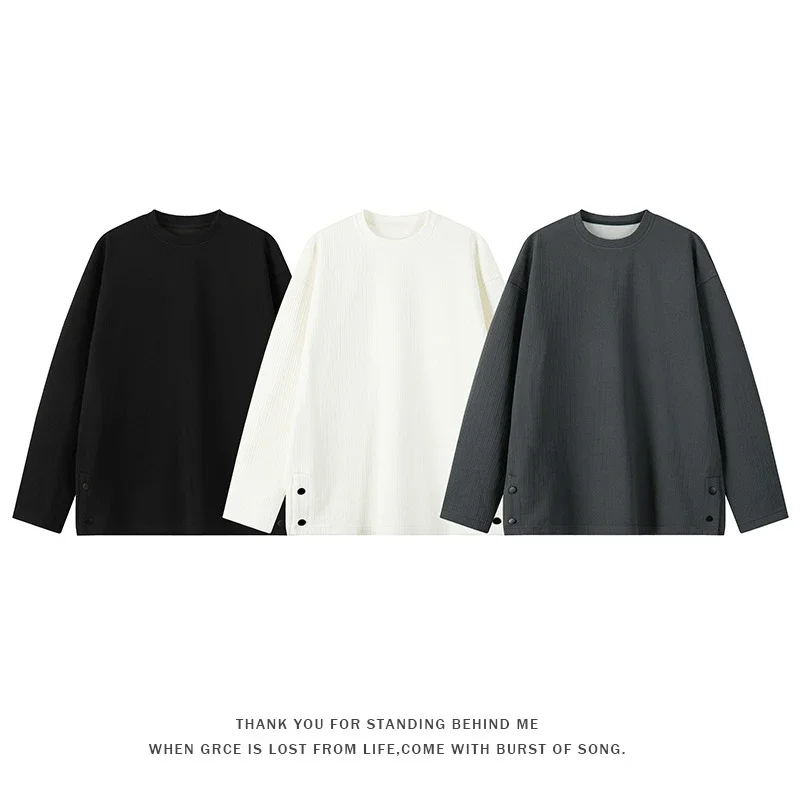 Men's Textured Buttoned Long Sleeve Tee