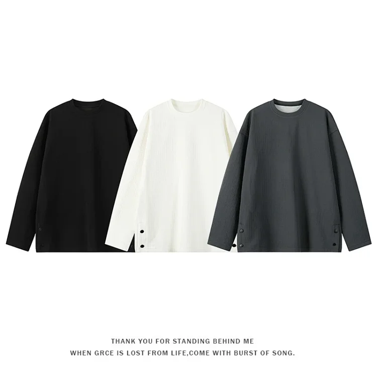 Men's Textured Buttoned Long Sleeve Tee