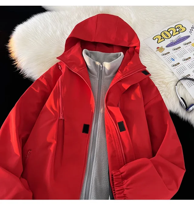 Men's 3-in-1 Waterproof Windproof Outdoor Jacket Detail