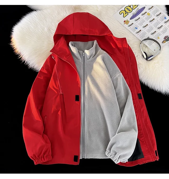 Men's 3-in-1 Waterproof Windproof Outdoor Jacket Detail
