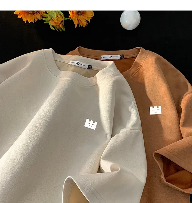 Men's Heavyweight Cotton Basic Crew Short-Sleeve Detail
