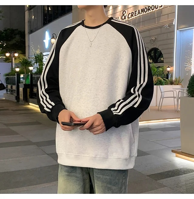 Unisex Chinese Street Oversize Striped Sweatshirt Detail